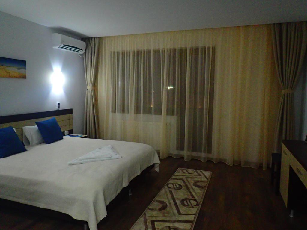 Отель Indeep Club Cumpana  Экстерьер фото